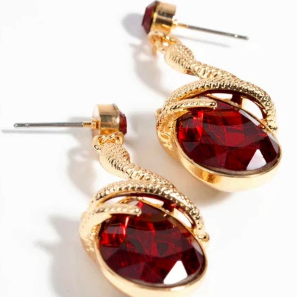 LOVISA GOTH SNAKE GOLD/BLOOD RED CRYSTAL DANGLE EARRINGS**NEW! - Picture 3 of 3